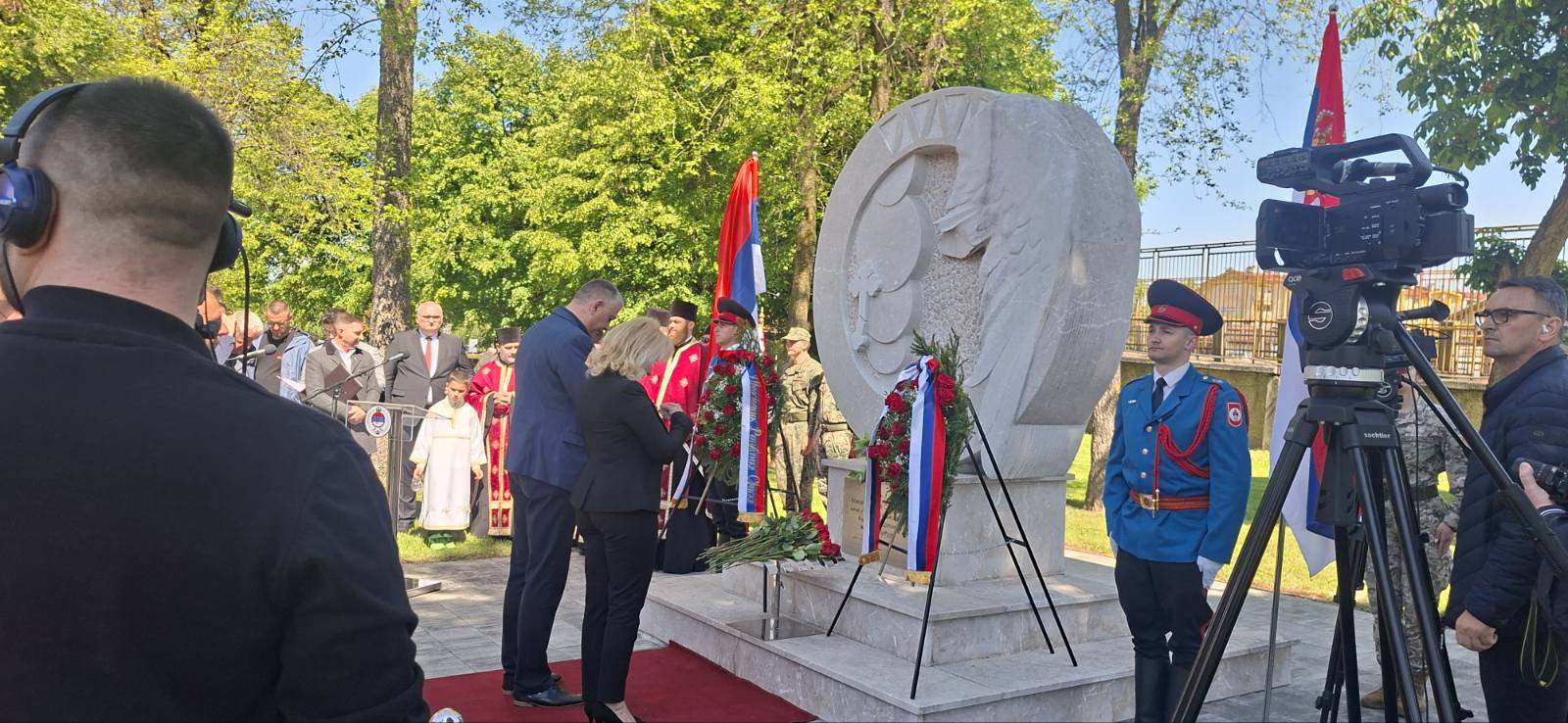 GODIŠNJICA “BLJESKA” Služen pomen i položeni vijenci ubijenim Srbima
