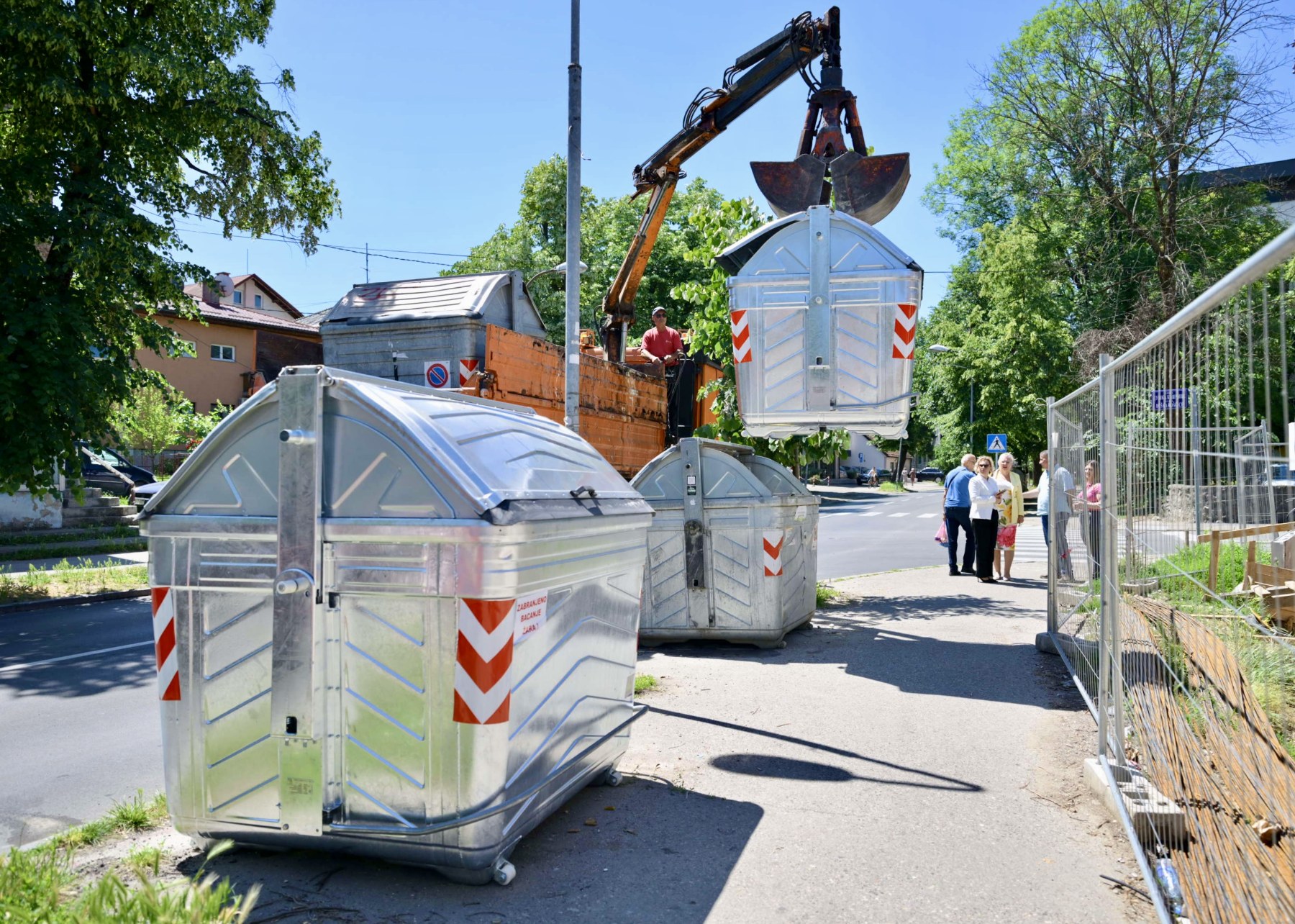 BANJALUKA: Počelo postavljanje novih kontejnera