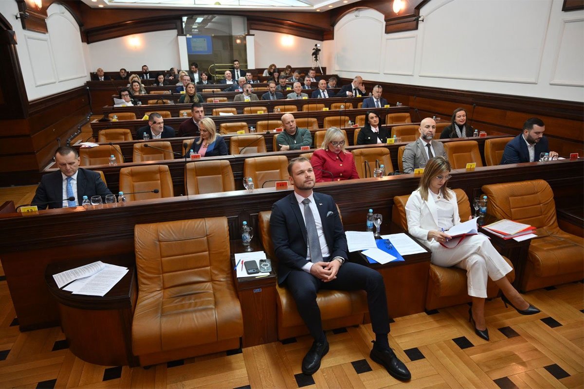 Vanredno zasjedanje: Poskupljenje odvoza smeća za skoro 30 posto