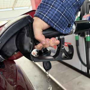 Cijene goriva ne prestaju da rastu, KRAJ POSKUPLJENJA NIJE NA VIDIKU