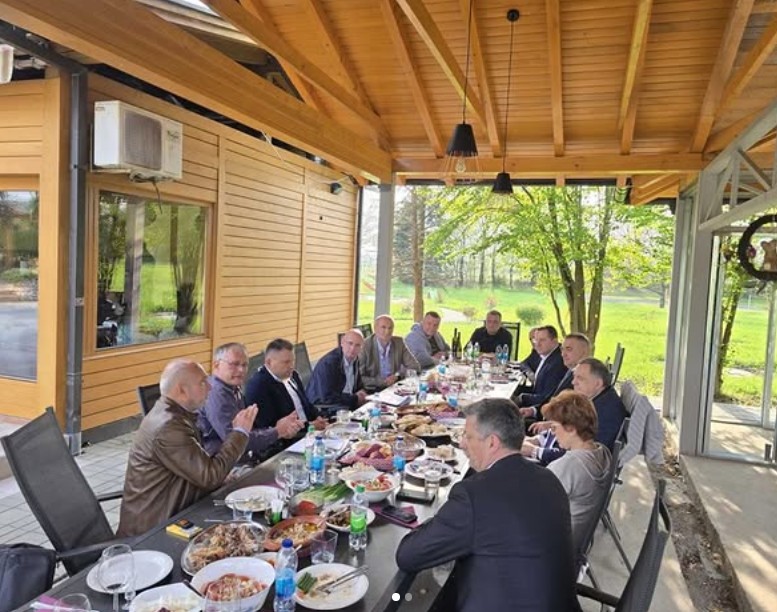 dodik sa privrednicima