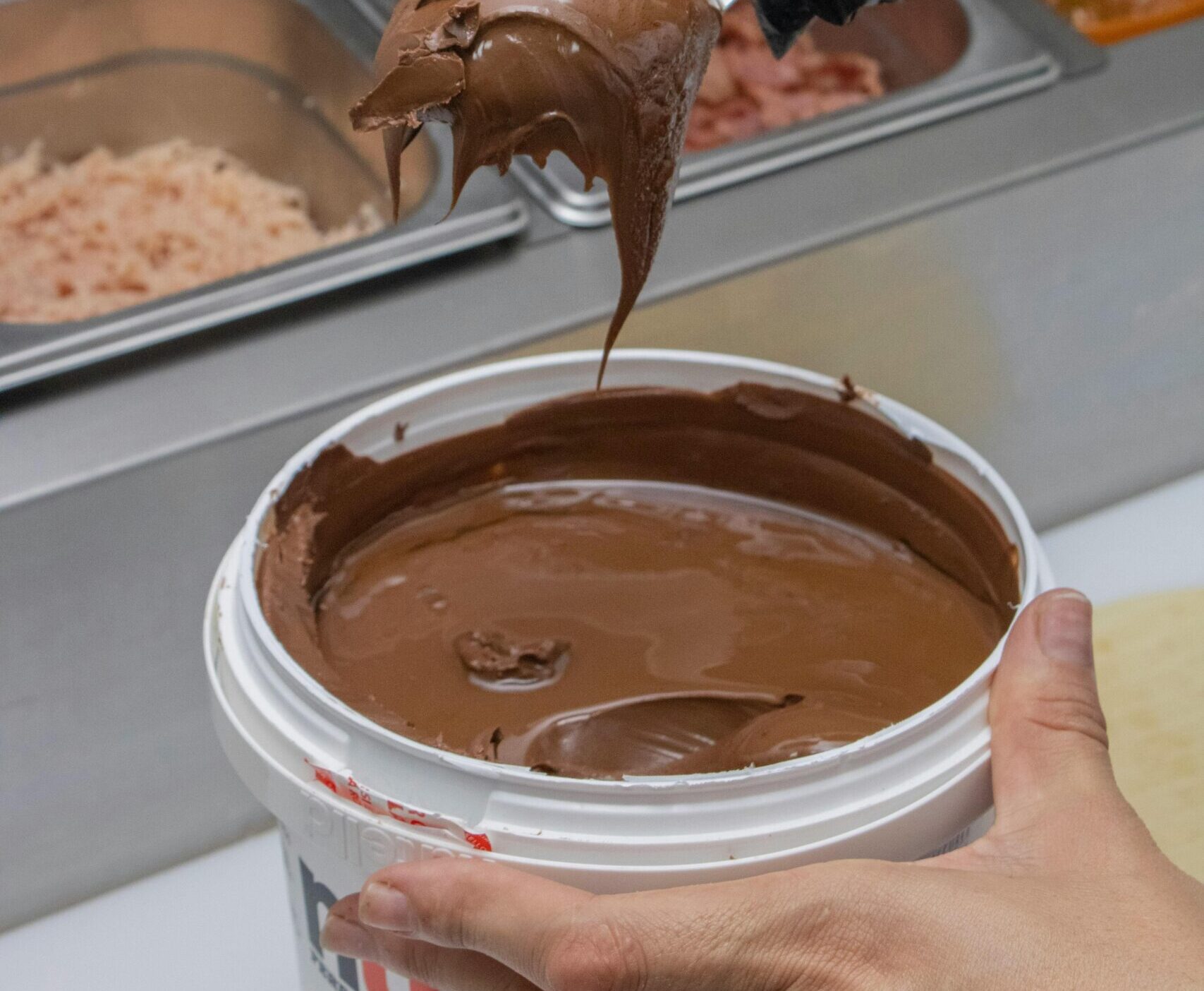 KAD LOGIKA ZAKAŽE Nutela u Nemačkoj duplo jeftinija nego u BiH, cijene mesa skoro iste