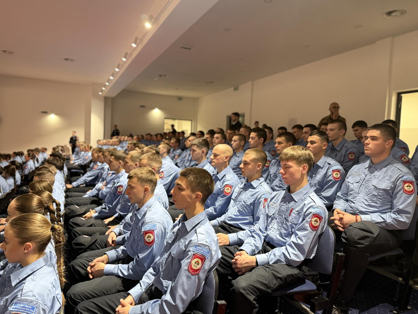 OBILJEŽEN DAN POLICIJE RS: Nagrađeni najzaslužniji pripadnici MUP-a