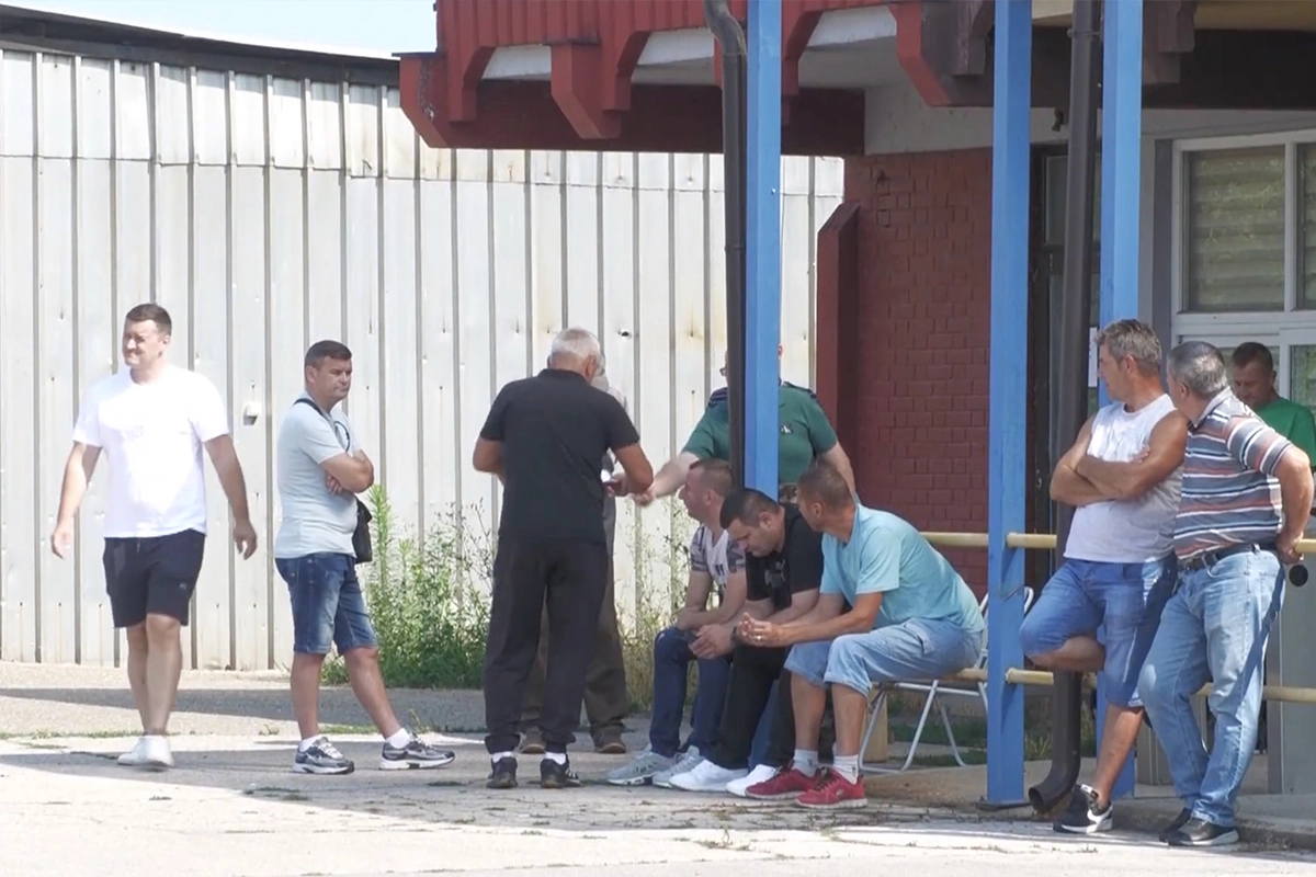 BIVŠI RADNICI Koksare proveli noć pred kapijom