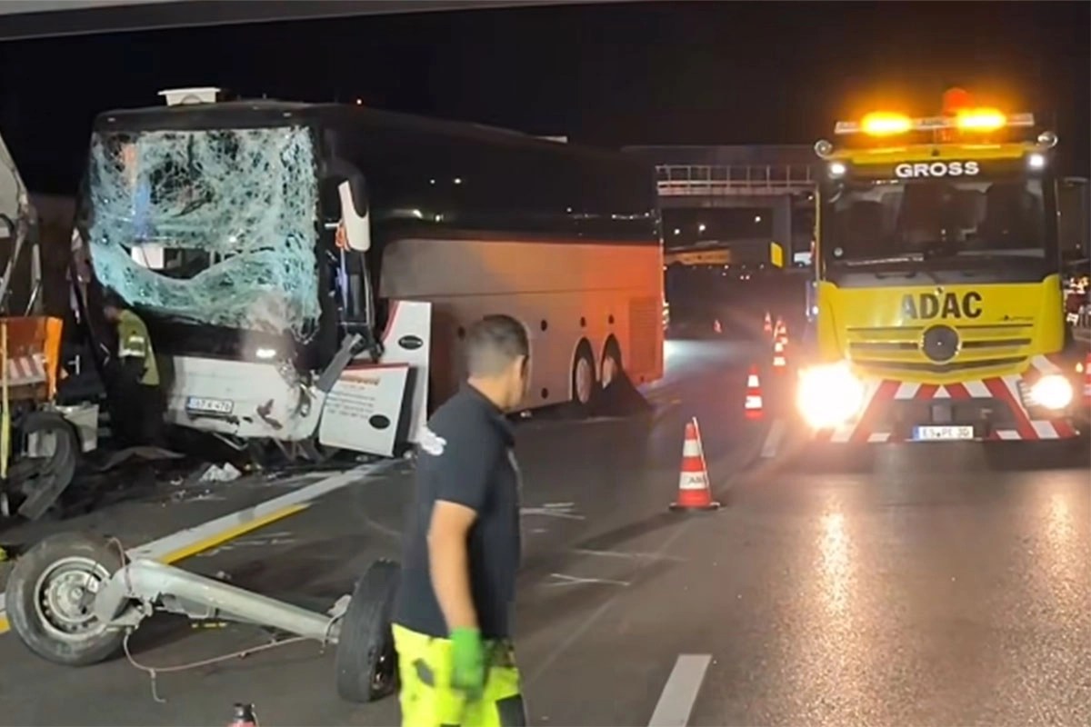 AUTOBUS iz BiH se sudario u Njemačkoj, 15 povrijeđenih