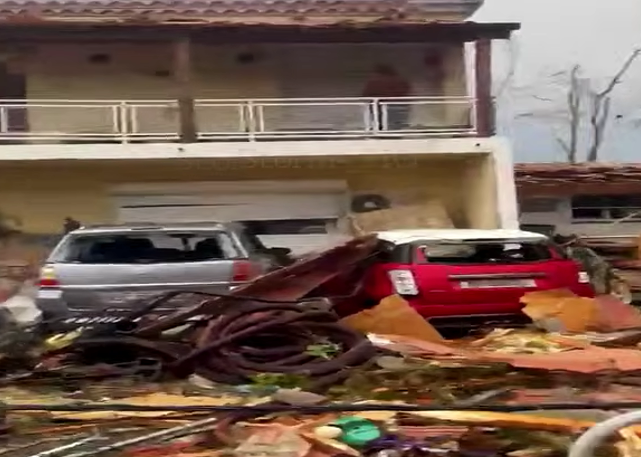RAZORNI TORNADO pogodio jug Francuske (VIDEO)