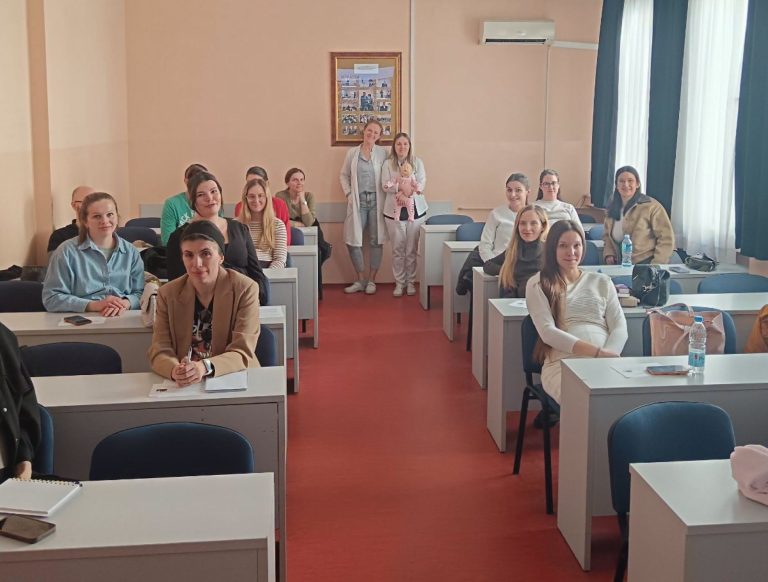 skola-za-trudnice-foto_Dom-zdravlja-e1786712157601-768x582