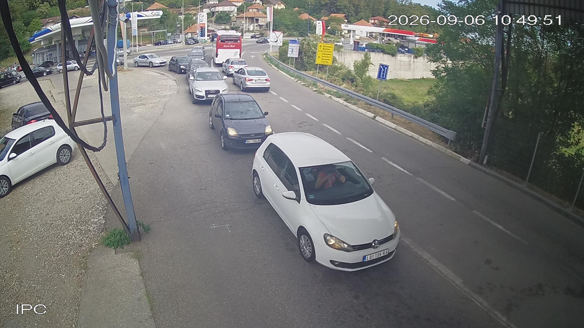 GUŽVE NA GRANICAMA: Pojačan saobraćaj na izlazu iz BiH